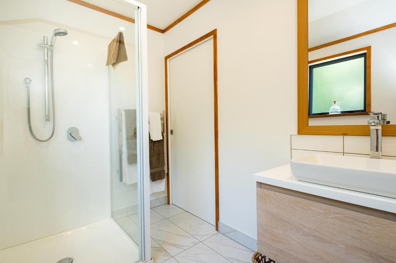 Lawn Cottages Clive Ngoại thất bức ảnh