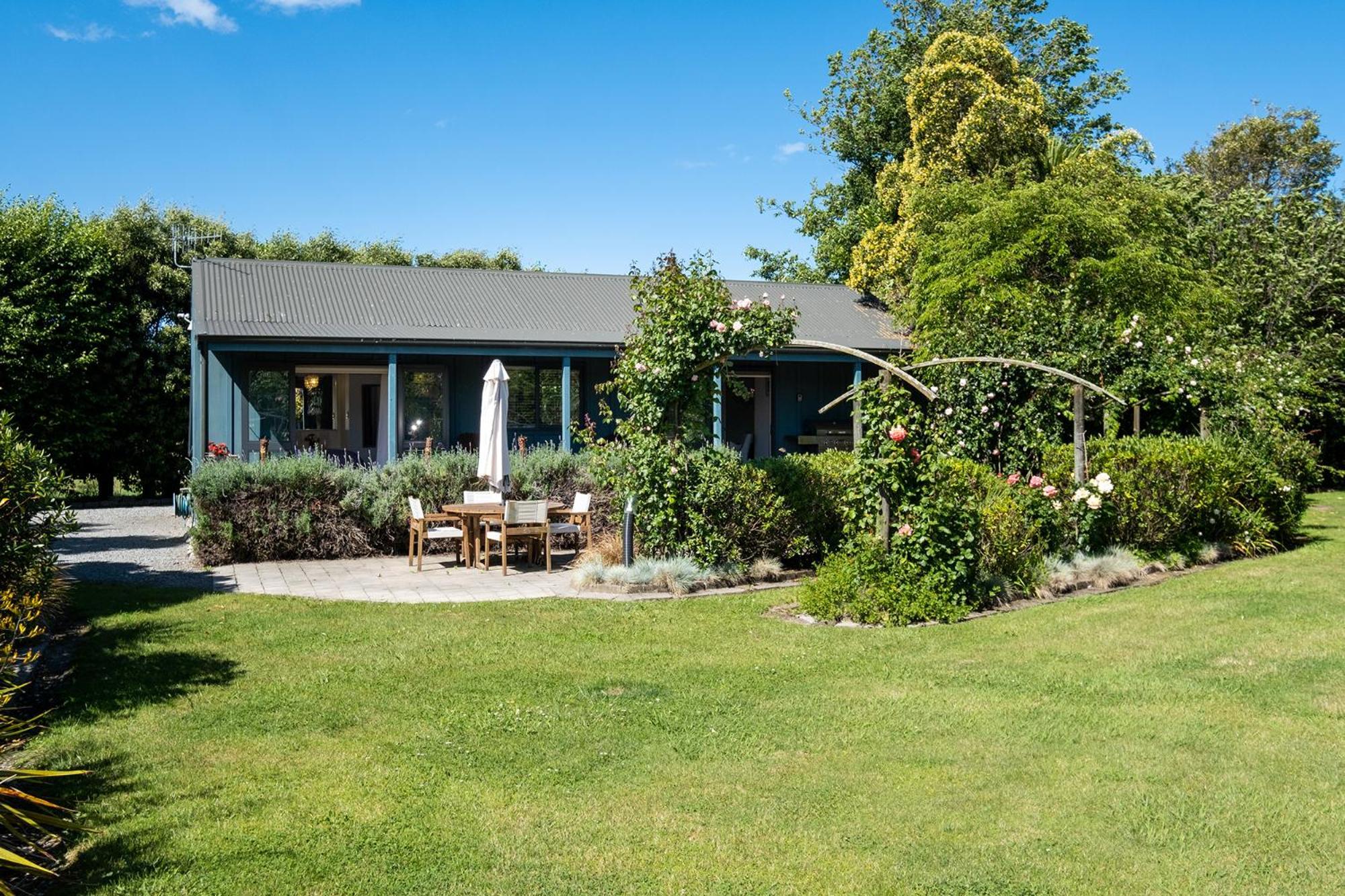 Lawn Cottages Clive Ngoại thất bức ảnh